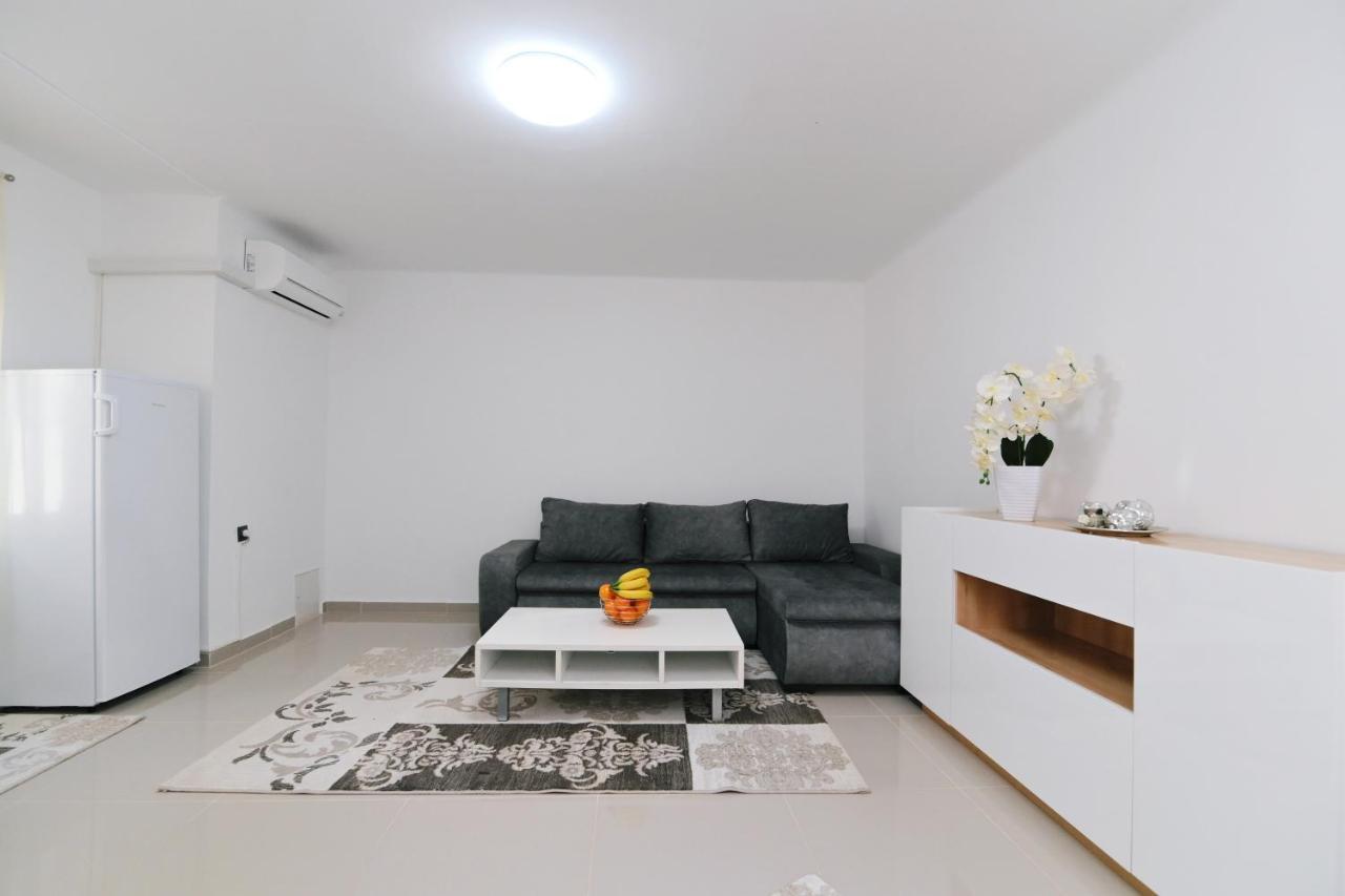 Tyson Studio Apartments Kraljevica Buitenkant foto